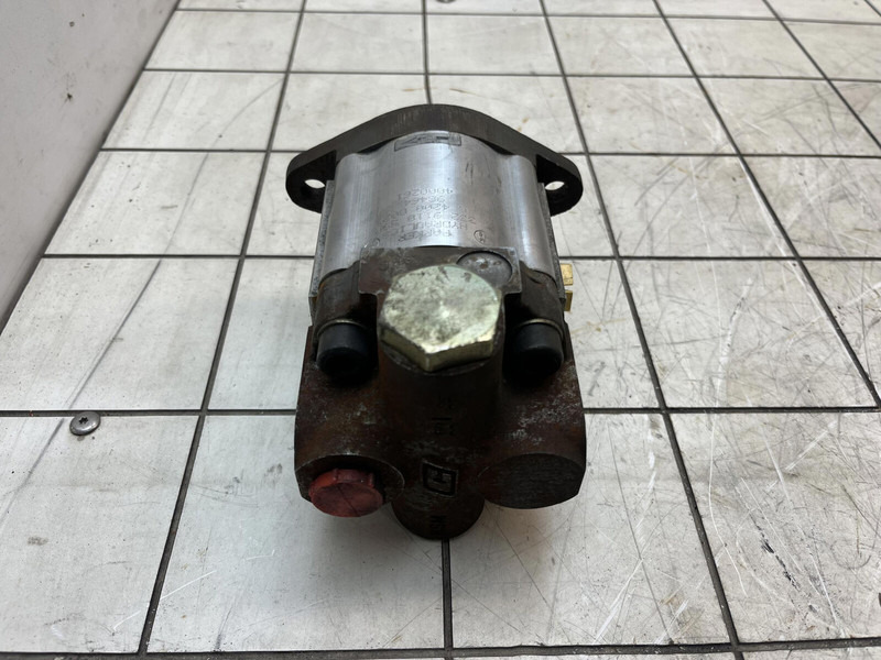 Parker Parker Hydraulics gear pump - Bomba hidráulica para Grúa: foto 4 Parker Parker Hydraulics gear pump - Bomba hidráulica para Grúa: foto 4