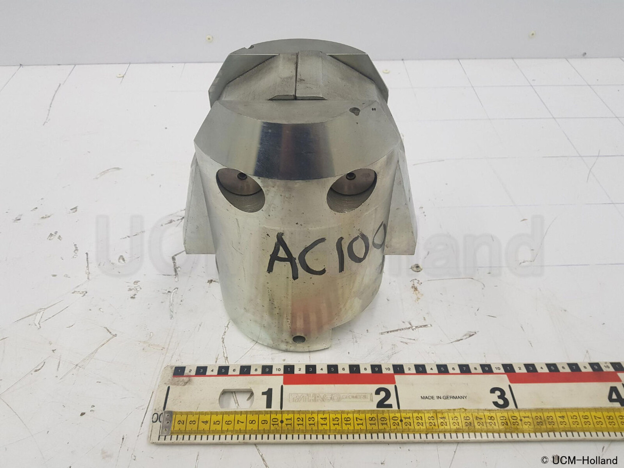 Terex AC 100 locking brace counterweight - Contrapeso para Autogrúa: foto 4 Terex AC 100 locking brace counterweight - Contrapeso para Autogrúa: foto 4