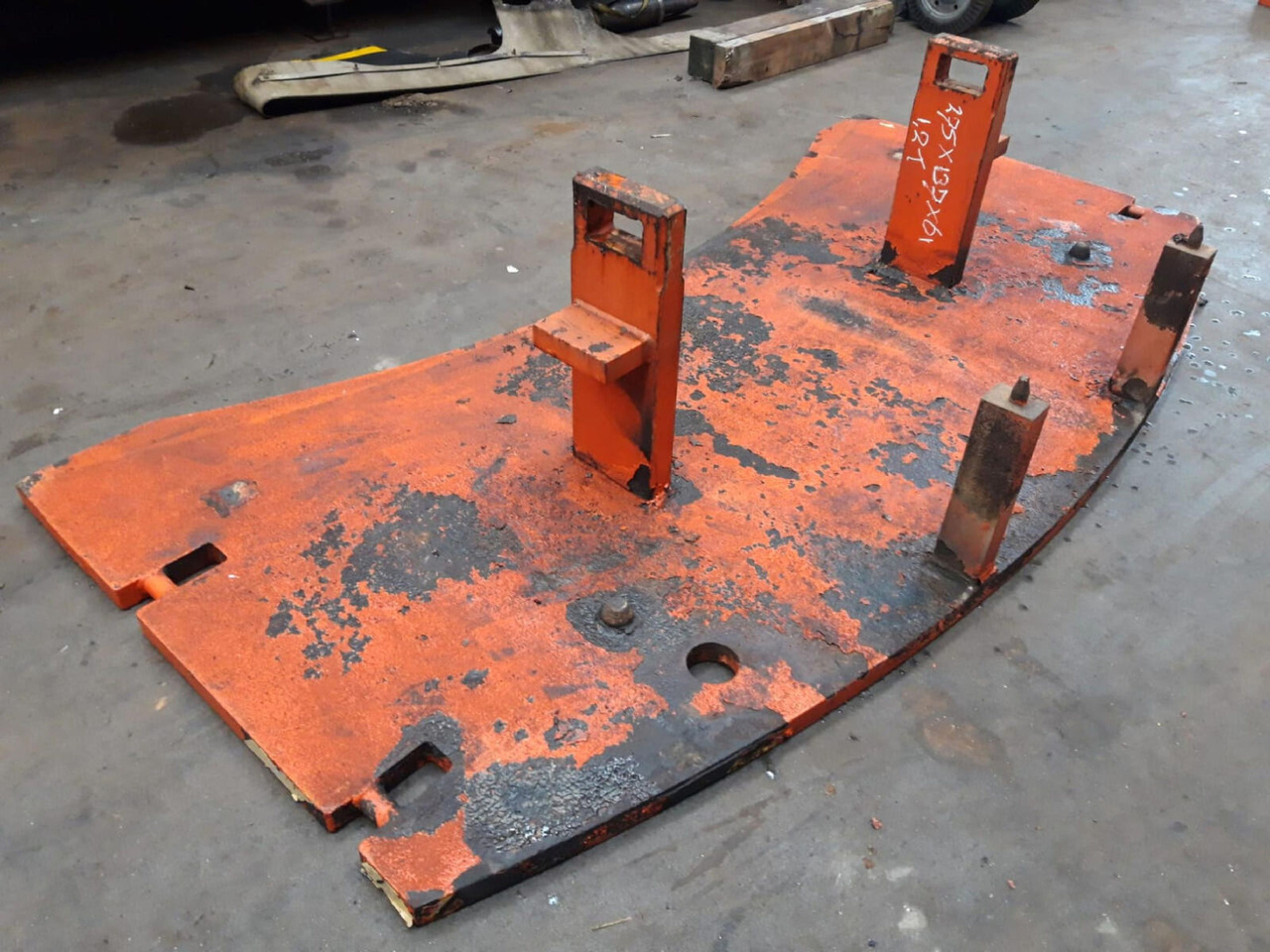 Terex AC 205 counterweight 1,2 ton - Contrapeso para Autogrúa: foto 3 Terex AC 205 counterweight 1,2 ton - Contrapeso para Autogrúa: foto 3