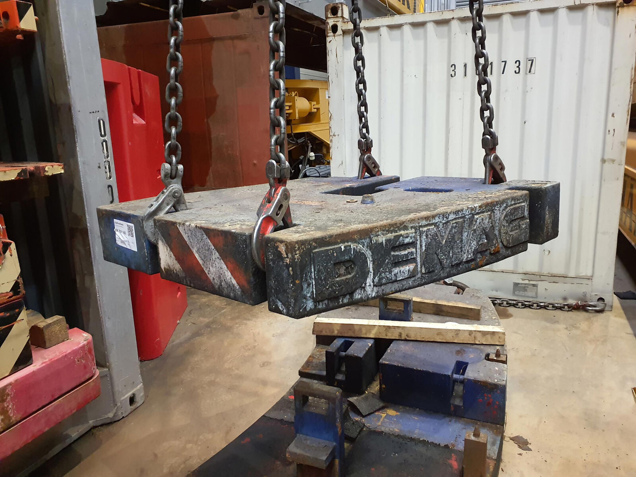 Terex AC 205 counterweight left side 1,9 ton - Contrapeso para Autogrúa: foto 1 Terex AC 205 counterweight left side 1,9 ton - Contrapeso para Autogrúa: foto 1