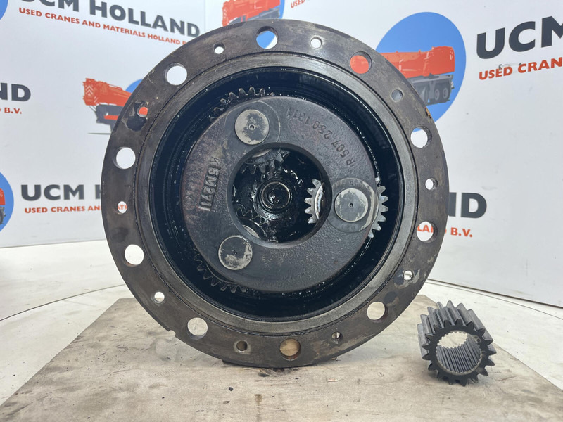 Terex AC 40-1 city planetary drive 17-24-67-32-3pl-H85-42 - Suspensión para Grúa: foto 5 Terex AC 40-1 city planetary drive 17-24-67-32-3pl-H85-42 - Suspensión para Grúa: foto 5