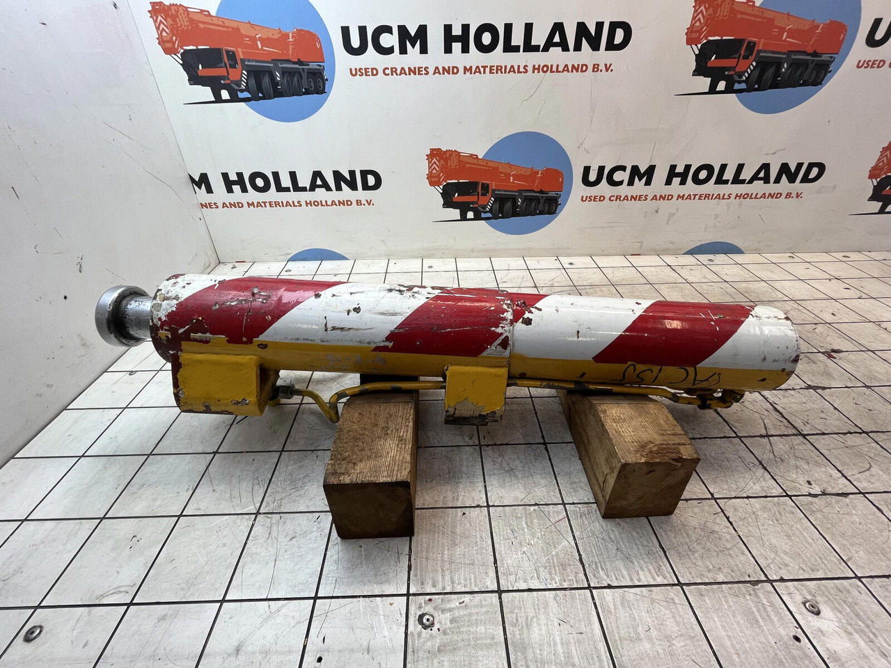 Terex AC 50 / AC 155 support cylinder front - Cilindro hidráulico para Autogrúa: foto 5 Terex AC 50 / AC 155 support cylinder front - Cilindro hidráulico para Autogrúa: foto 5