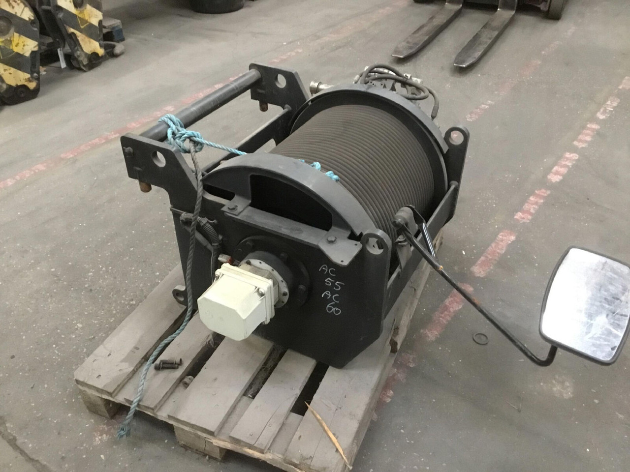 Terex Demag AC55-L winch - Cabrestante para Autogrúa: foto 4 Terex Demag AC55-L winch - Cabrestante para Autogrúa: foto 4