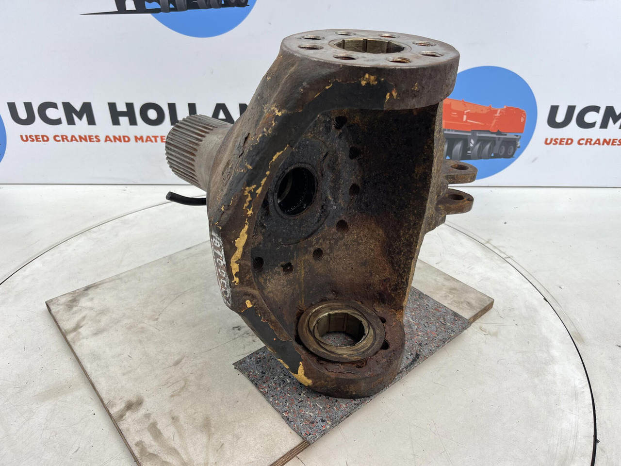 Terex HC 340 Steering knuckle 12 holes axle 6 - Mangueta para Autogrúa: foto 4 Terex HC 340 Steering knuckle 12 holes axle 6 - Mangueta para Autogrúa: foto 4