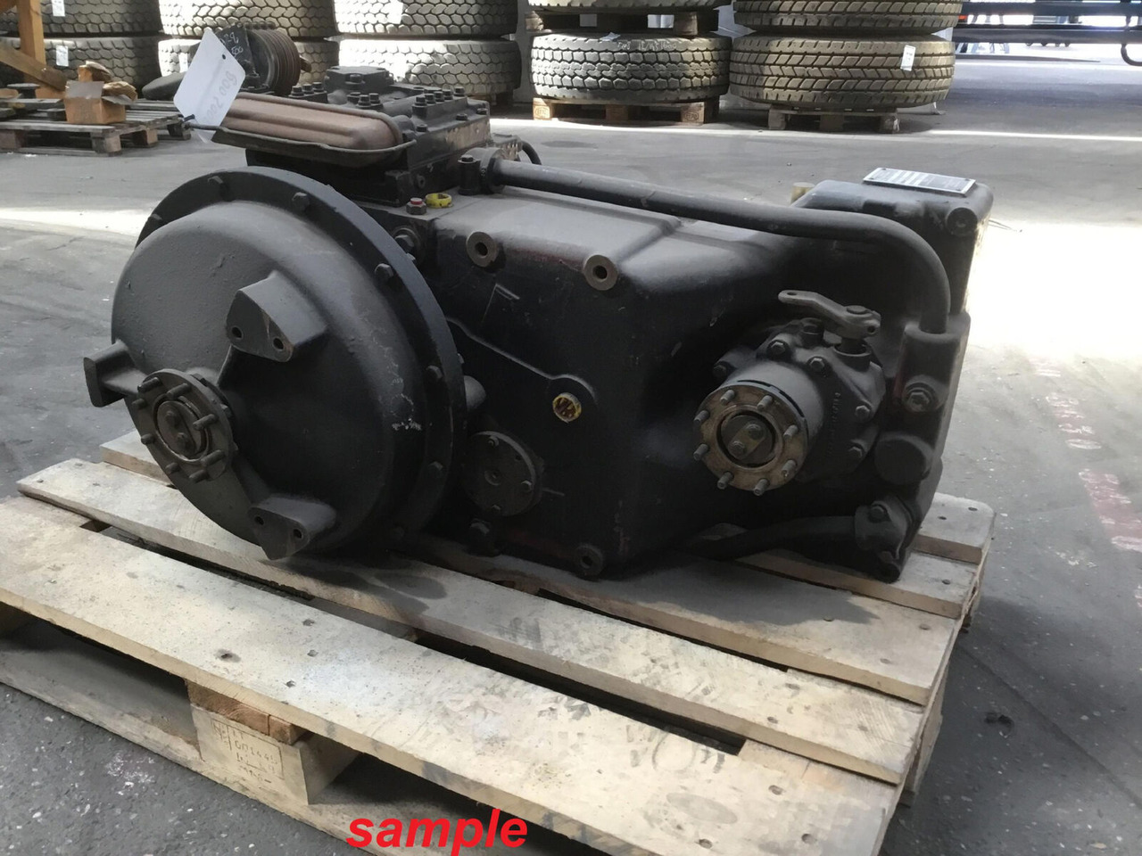 ZF KMK 2025 gearbox 6WG120 - Caja de cambios para Autogrúa: foto 2 ZF KMK 2025 gearbox 6WG120 - Caja de cambios para Autogrúa: foto 2