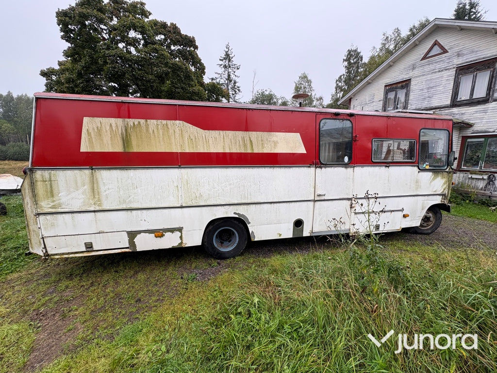 Husbuss - Mercedes 913 - Autocaravana: foto 5 Husbuss - Mercedes 913 - Autocaravana: foto 5