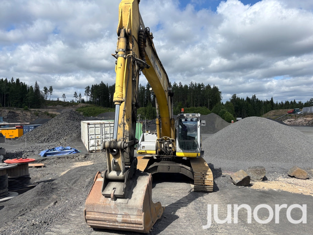 Bandgrävare - New Holland, E305 - Excavadora de cadenas: foto 2 Bandgrävare - New Holland, E305 - Excavadora de cadenas: foto 2