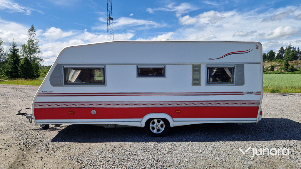 Husvagn Kabe Smaragd XL King Size - Caravana: foto 1 Husvagn Kabe Smaragd XL King Size - Caravana: foto 1