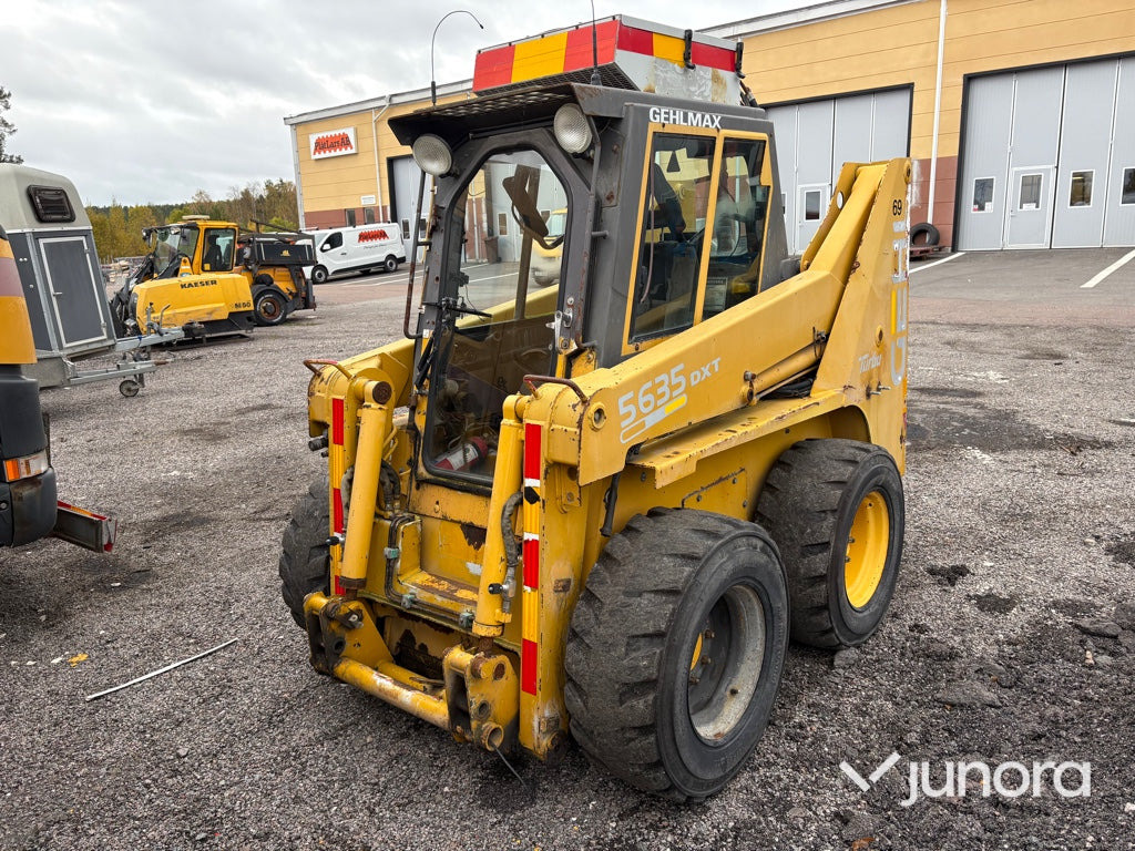Kompaktlastare Gehlmax 5635 DXT - Minicargadora: foto 1 Kompaktlastare Gehlmax 5635 DXT - Minicargadora: foto 1