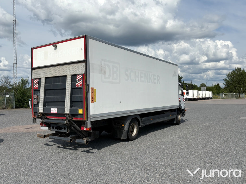 Lastbil Mercedes Atego 1223 - Camión caja cerrada: foto 3 Lastbil Mercedes Atego 1223 - Camión caja cerrada: foto 3