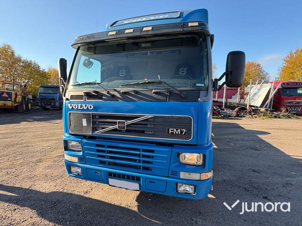 Lastbil - Volvo FM7 4*2 - Camión portacontenedore/ Intercambiable: foto 4 Lastbil - Volvo FM7 4*2 - Camión portacontenedore/ Intercambiable: foto 4