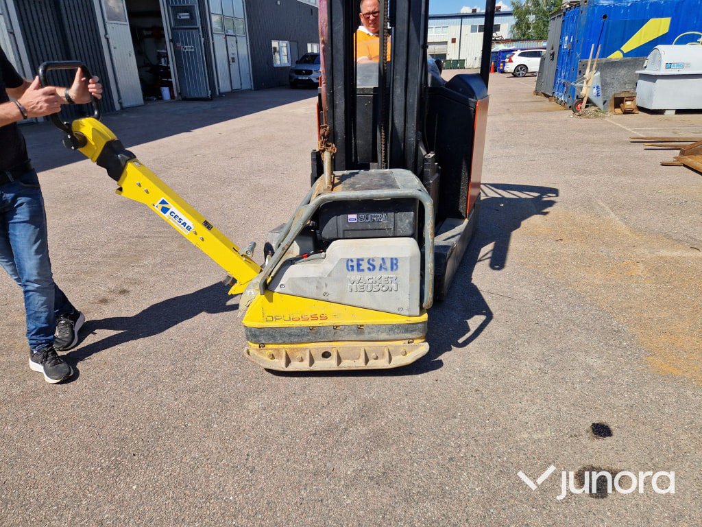 Markvibrator Wacker Neuson DPU 6555 - Plancha reversible: foto 3 Markvibrator Wacker Neuson DPU 6555 - Plancha reversible: foto 3