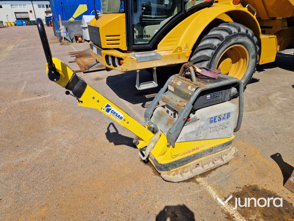 Markvibrator Wacker Neuson DPU 6555 - Plancha reversible: foto 1 Markvibrator Wacker Neuson DPU 6555 - Plancha reversible: foto 1