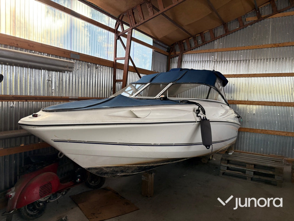 Båt - Campion Allante 545i Bowrider - Otros maquinaria: foto 1 Båt - Campion Allante 545i Bowrider - Otros maquinaria: foto 1