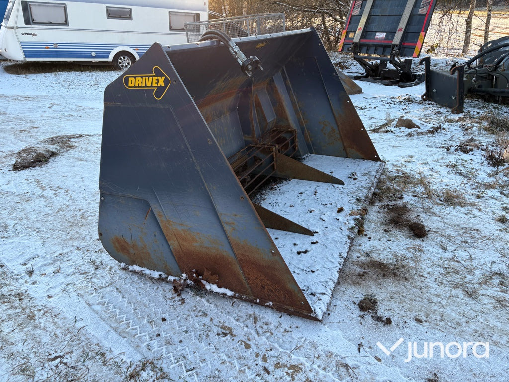 Sandspridare - DRIVEX SS30-BM - Esparcidor de sal: foto 3 Sandspridare - DRIVEX SS30-BM - Esparcidor de sal: foto 3