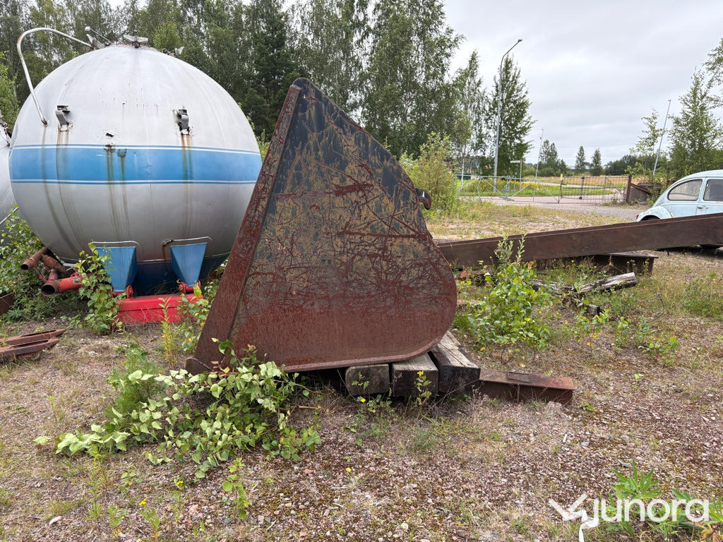 Skopa - Volvo BM - Cazo cargador: foto 3 Skopa - Volvo BM - Cazo cargador: foto 3