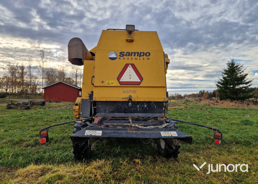 Skördetröska - Sampo Rosenlew, 2075 - Cosechadora de granos: foto 4 Skördetröska - Sampo Rosenlew, 2075 - Cosechadora de granos: foto 4