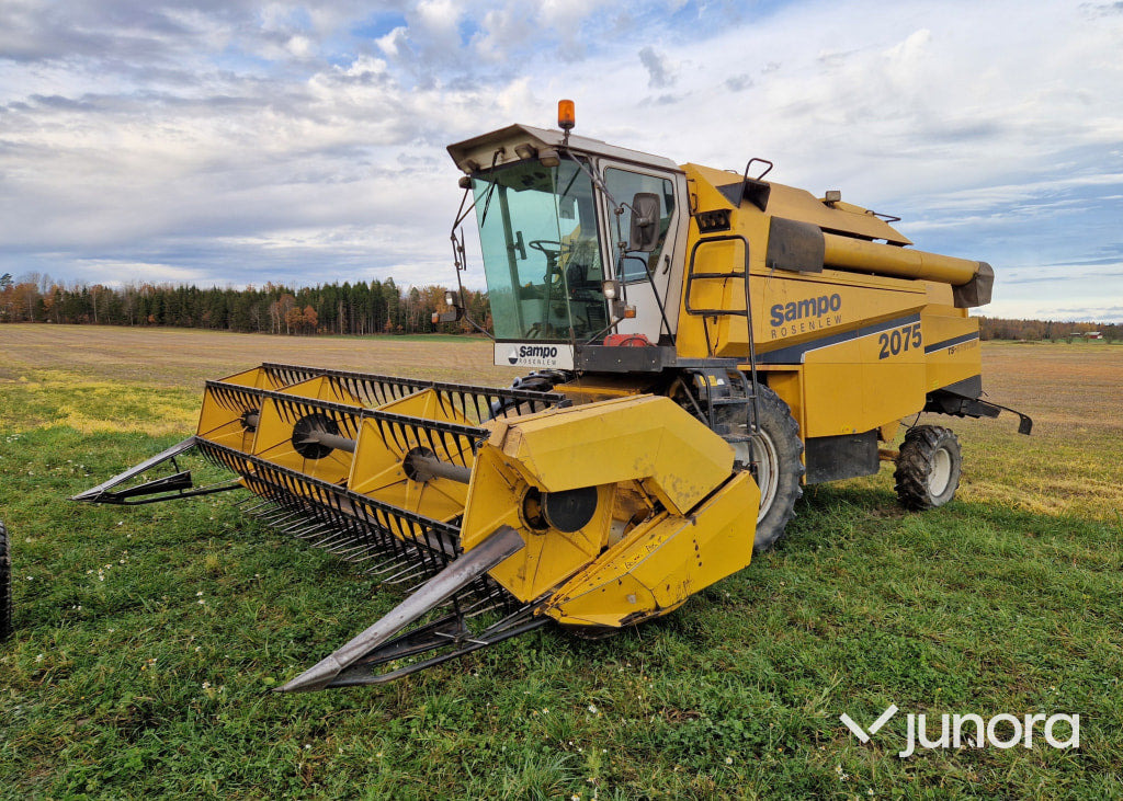 Skördetröska - Sampo Rosenlew, 2075 - Cosechadora de granos: foto 1 Skördetröska - Sampo Rosenlew, 2075 - Cosechadora de granos: foto 1