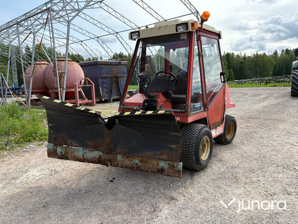 Trädgårdstraktor Bucher Multi 48 - Mini tractor: foto 2 Trädgårdstraktor Bucher Multi 48 - Mini tractor: foto 2