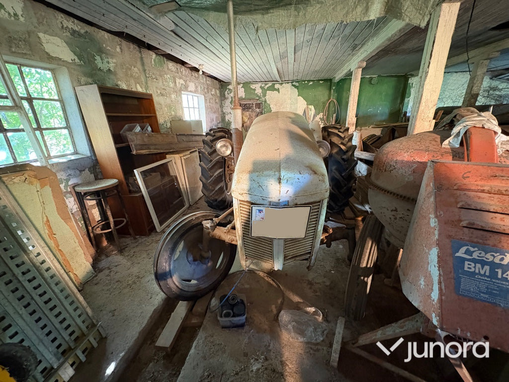 Traktor - Massey Ferguson, Grålle - Tractor: foto 2 Traktor - Massey Ferguson, Grålle - Tractor: foto 2