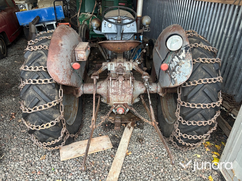 Traktor - Massey Ferguson TEA20 (Grålle) - Tractor: foto 5 Traktor - Massey Ferguson TEA20 (Grålle) - Tractor: foto 5
