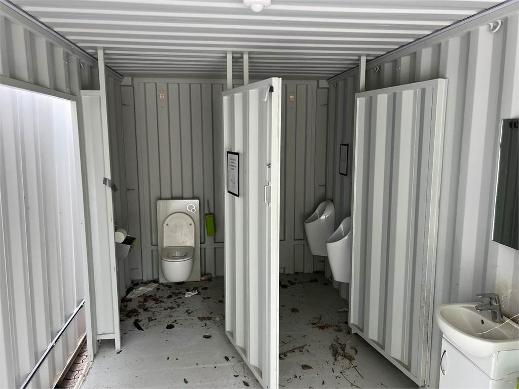 5 stk 20 fods indrettet til WC - baderum - Caja cerrada: foto 2 5 stk 20 fods indrettet til WC - baderum - Caja cerrada: foto 2
