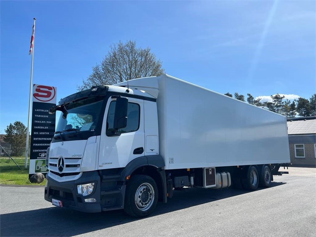 Mercedes-Benz Antos 2533 L - 24 palles - Camión caja cerrada: foto 1 Mercedes-Benz Antos 2533 L - 24 palles - Camión caja cerrada: foto 1