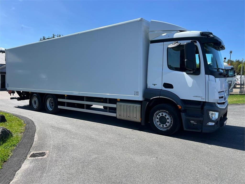 Mercedes-Benz Antos 2533 L - 24 palles - Camión caja cerrada: foto 3 Mercedes-Benz Antos 2533 L - 24 palles - Camión caja cerrada: foto 3