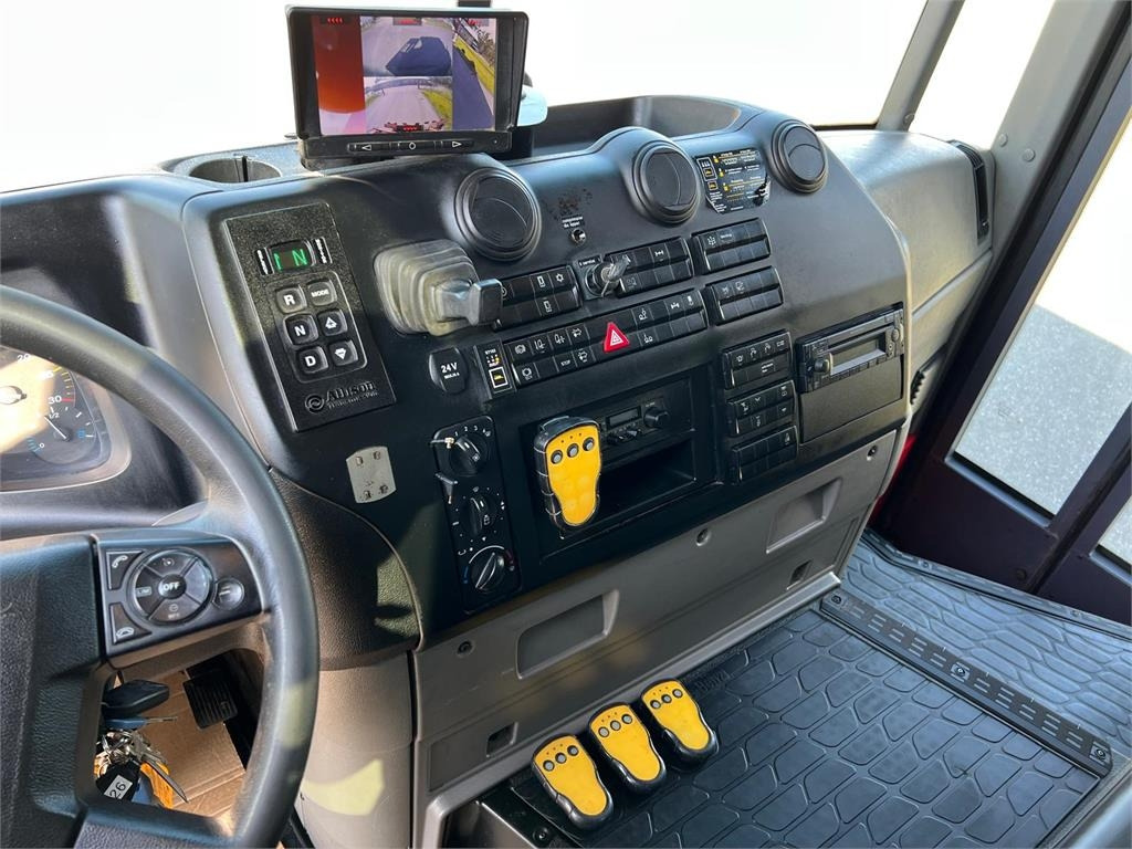 Camión de basura Mercedes-Benz Econic 2630L ENA 4 kammer NTM: foto 10 Camión de basura Mercedes-Benz Econic 2630L ENA 4 kammer NTM: foto 10