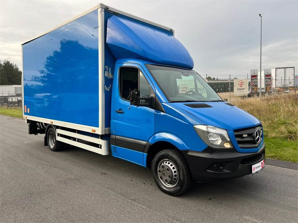 Mercedes-Benz Sprinter 516 CDI - Camión caja cerrada: foto 1 Mercedes-Benz Sprinter 516 CDI - Camión caja cerrada: foto 1