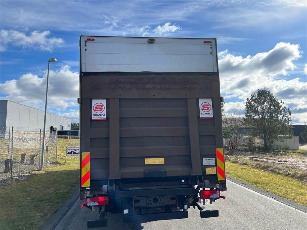 Scania P280 LB 6x2*4 MLB - 24 pallets - Camión lona: foto 3 Scania P280 LB 6x2*4 MLB - 24 pallets - Camión lona: foto 3