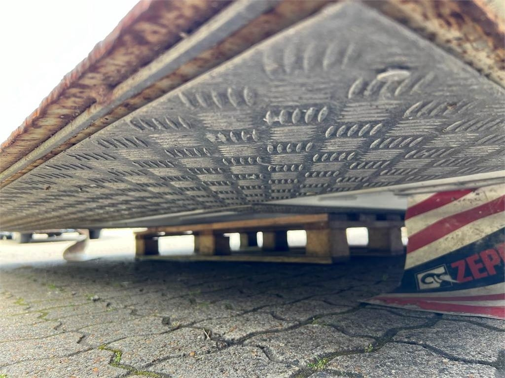 Zepro ZAHD 200-155 MA - 2500mm stålplade - Trampilla elevadora: foto 2 Zepro ZAHD 200-155 MA - 2500mm stålplade - Trampilla elevadora: foto 2