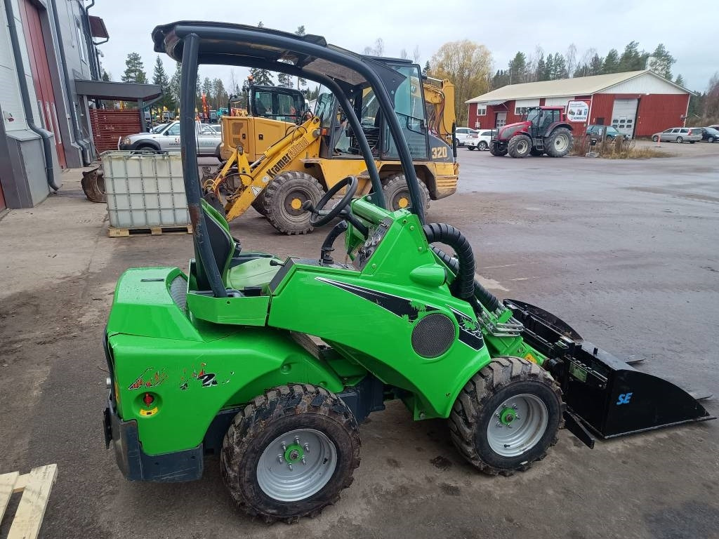 Avant 423 KAUHA+PIIKIT - Cargadora articulada: foto 3 Avant 423 KAUHA+PIIKIT - Cargadora articulada: foto 3