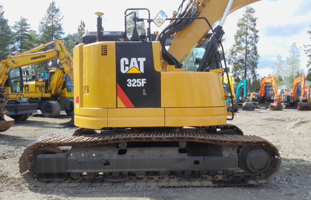 CAT 325FLCR PYÖRITTÄJÄLLLÄ - Excavadora de cadenas: foto 5 CAT 325FLCR PYÖRITTÄJÄLLLÄ - Excavadora de cadenas: foto 5