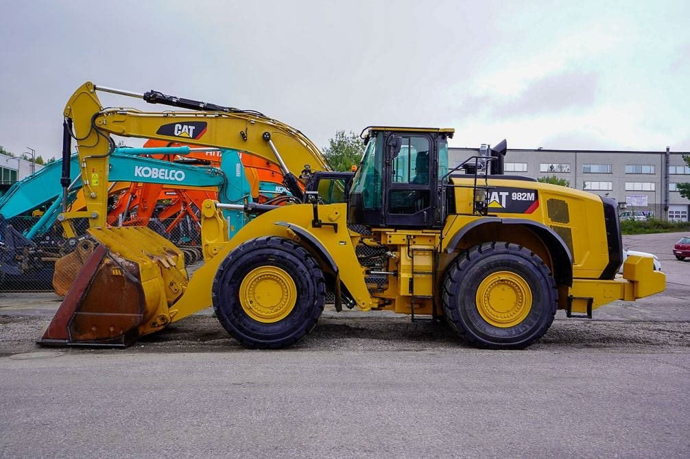 CAT 982M UUDET RENKAAT - Cargadora de ruedas: foto 1 CAT 982M UUDET RENKAAT - Cargadora de ruedas: foto 1