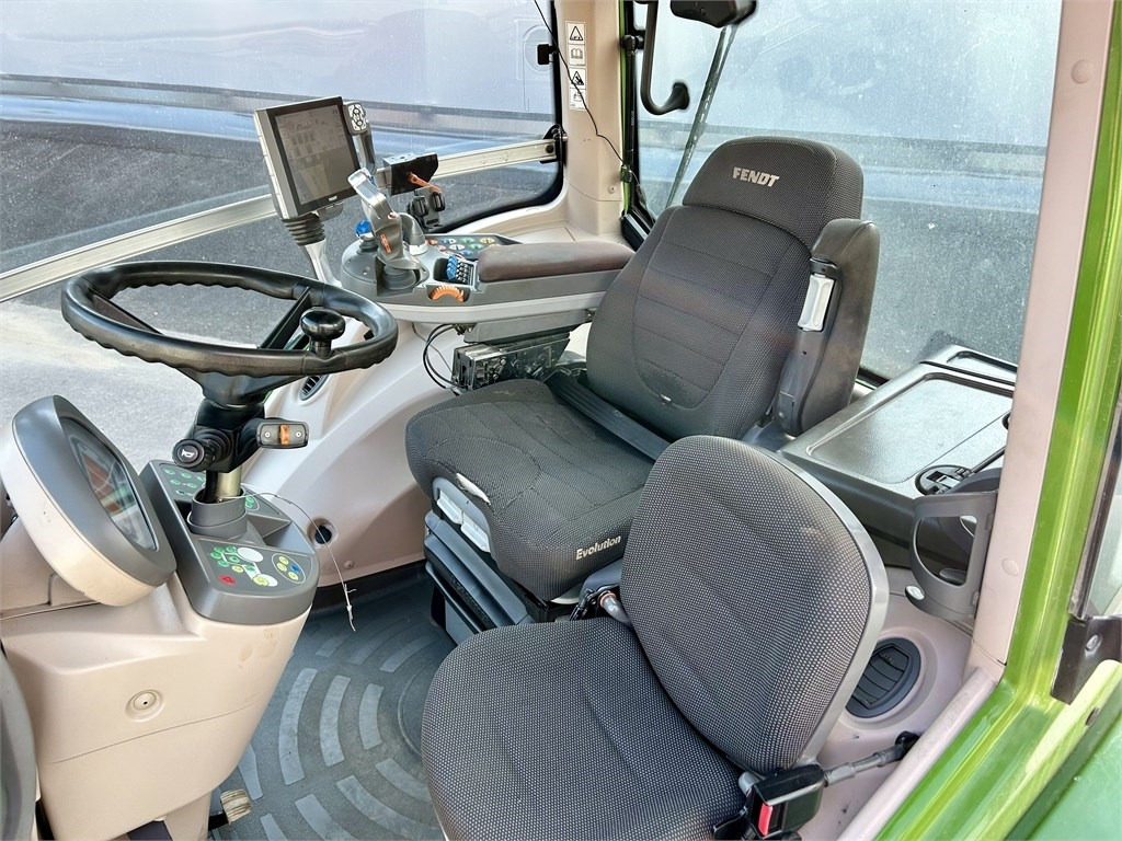 Tractor Fendt 828 S4 Profi Plus: foto 12