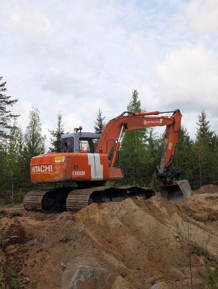 Hitachi EX100M-2 - Excavadora de cadenas: foto 3 Hitachi EX100M-2 - Excavadora de cadenas: foto 3