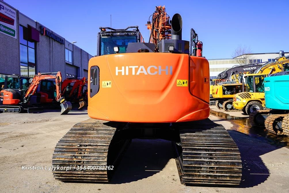 Hitachi ZX135US-6 METSÄALUSTALLA - Excavadora de cadenas: foto 4 Hitachi ZX135US-6 METSÄALUSTALLA - Excavadora de cadenas: foto 4