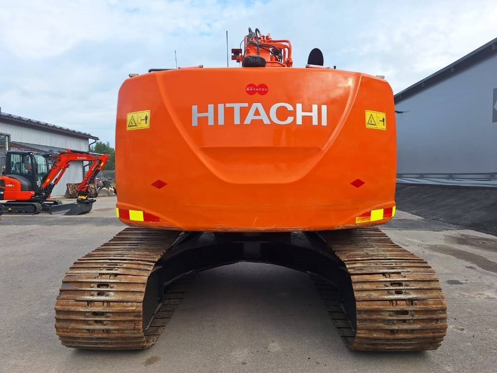 Hitachi ZX225USLC-5 PYÖRITTÄJÄLLÄ - Excavadora de cadenas: foto 3 Hitachi ZX225USLC-5 PYÖRITTÄJÄLLÄ - Excavadora de cadenas: foto 3