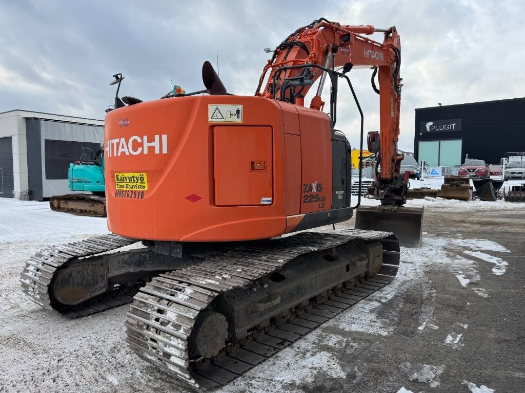 Hitachi ZX225USLC-5B PYÖRITTÄJÄLLÄ - Excavadora de cadenas: foto 4 Hitachi ZX225USLC-5B PYÖRITTÄJÄLLÄ - Excavadora de cadenas: foto 4