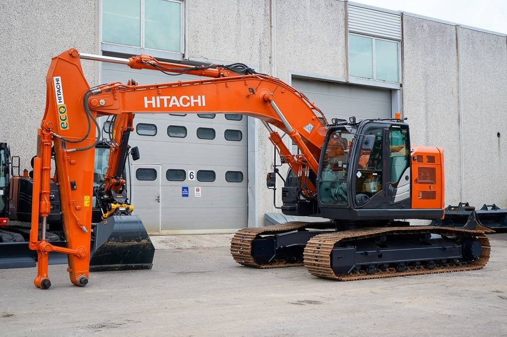 Hitachi ZX225USLC-6 - Excavadora de cadenas: foto 2 Hitachi ZX225USLC-6 - Excavadora de cadenas: foto 2