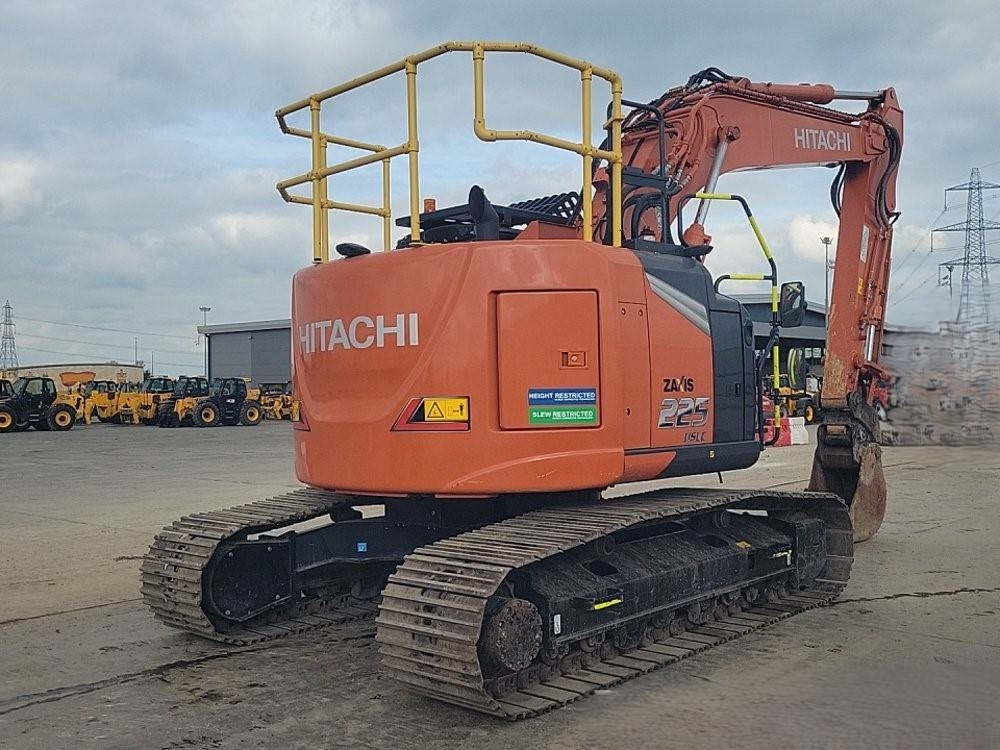 Hitachi ZX225USLC-7 - Excavadora de cadenas: foto 3 Hitachi ZX225USLC-7 - Excavadora de cadenas: foto 3