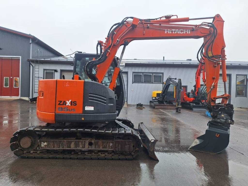Hitachi ZX85US-5 PYÖRITTÄJÄLLÄ - Miniexcavadora: foto 5 Hitachi ZX85US-5 PYÖRITTÄJÄLLÄ - Miniexcavadora: foto 5
