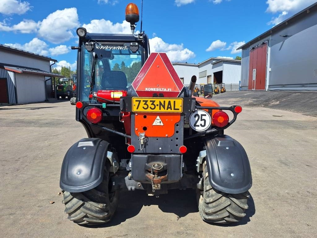 Kubota KHT 4815-2 MINIKUROTTAJA - Manipulador telescópico: foto 4 Kubota KHT 4815-2 MINIKUROTTAJA - Manipulador telescópico: foto 4