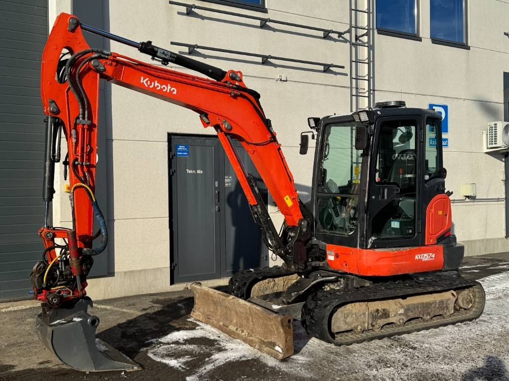 Kubota KX057-4 Pyörittäjällä - Miniexcavadora: foto 2 Kubota KX057-4 Pyörittäjällä - Miniexcavadora: foto 2