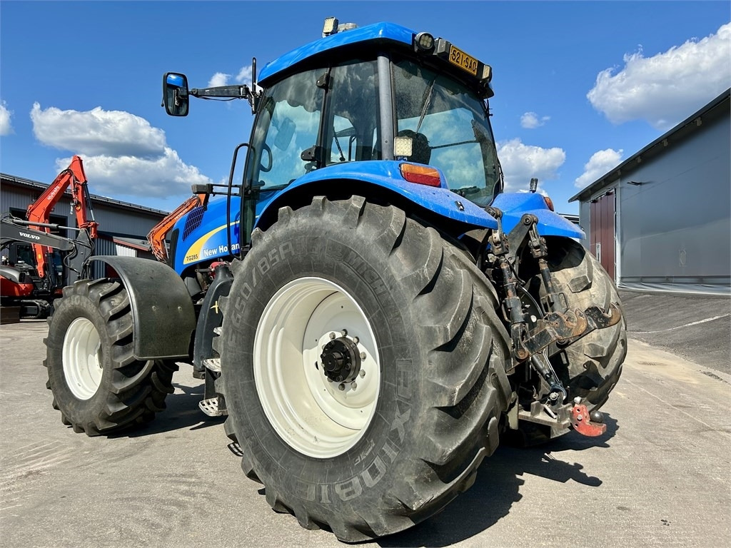New Holland TG285 - Tractor: foto 4 New Holland TG285 - Tractor: foto 4