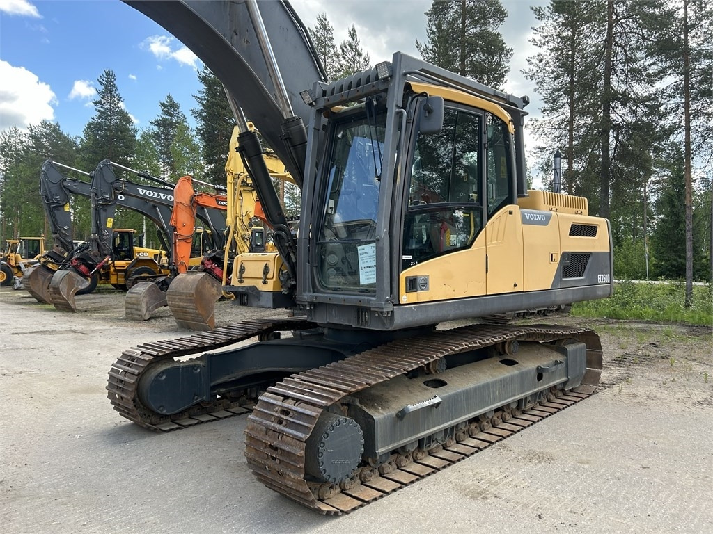 Volvo EC250DNL PYÖRITTÄJÄLLÄ - Excavadora de cadenas: foto 2 Volvo EC250DNL PYÖRITTÄJÄLLÄ - Excavadora de cadenas: foto 2