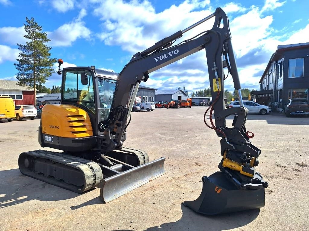 Miniexcavadora Volvo ECR48C PYÖRITTÄJÄ PIHDEILLÄ: foto 6