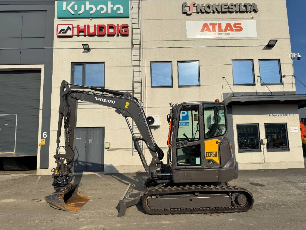 Volvo ECR58F PYÖRITTÄJÄLLÄ - Miniexcavadora: foto 1 Volvo ECR58F PYÖRITTÄJÄLLÄ - Miniexcavadora: foto 1