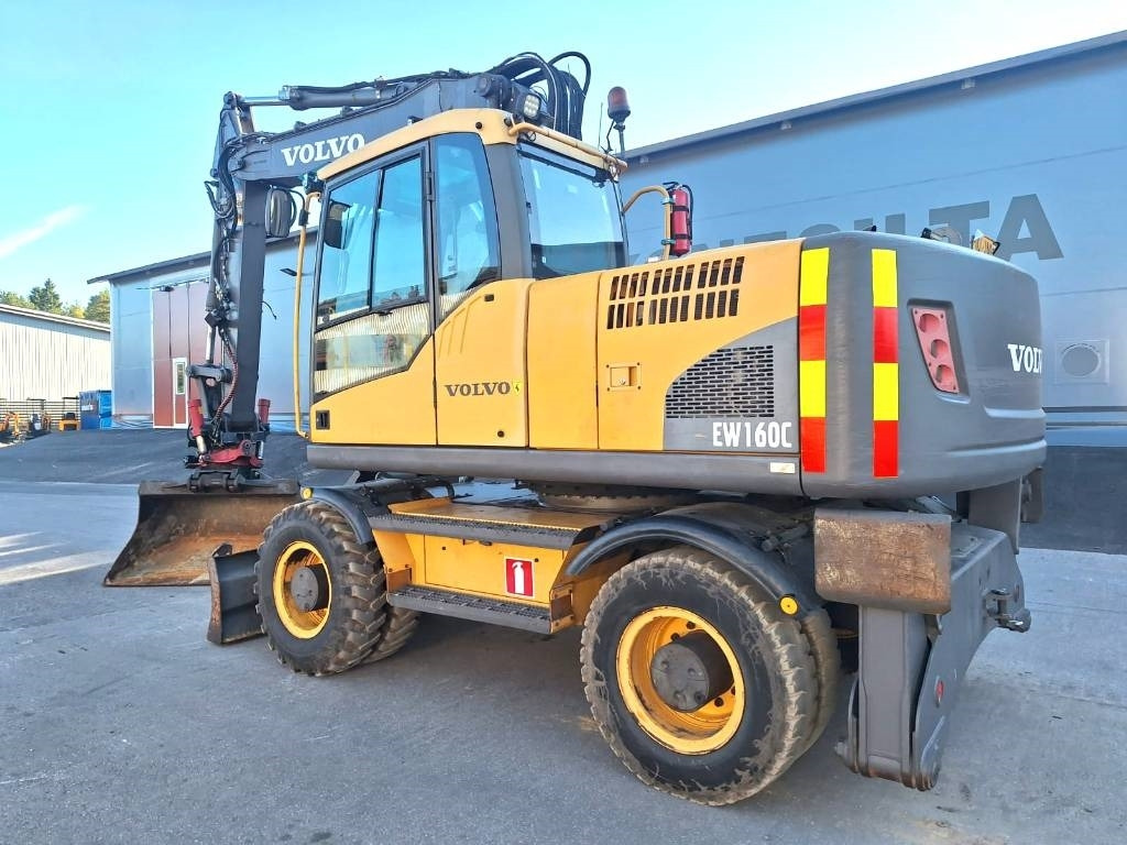 Volvo EW160C PYÖRITTÄJÄLLÄ - Excavadora de ruedas: foto 2 Volvo EW160C PYÖRITTÄJÄLLÄ - Excavadora de ruedas: foto 2